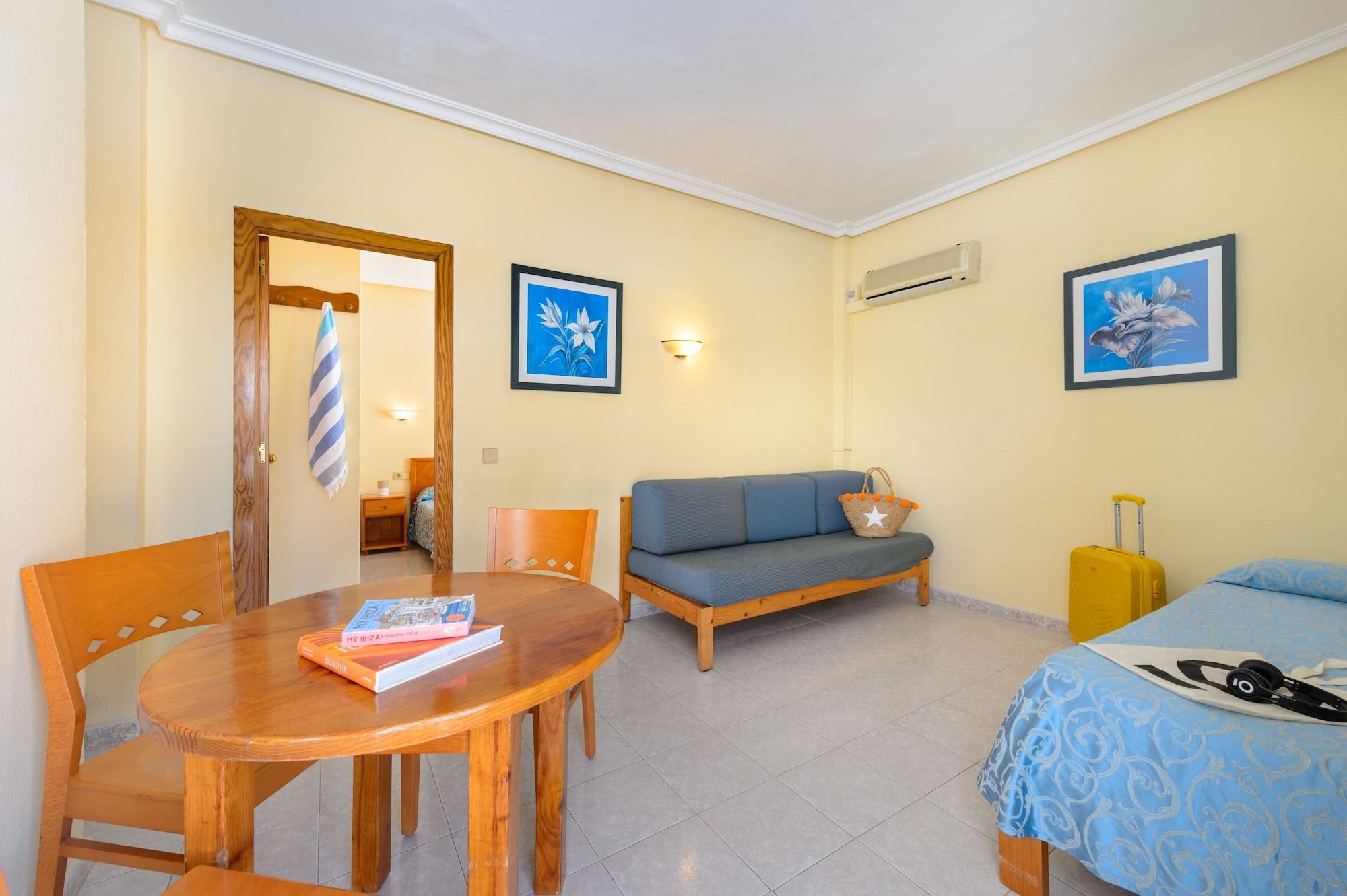 Hotel Apartamentos Vibra Lux Mar Ibiza Town Ngoại thất bức ảnh