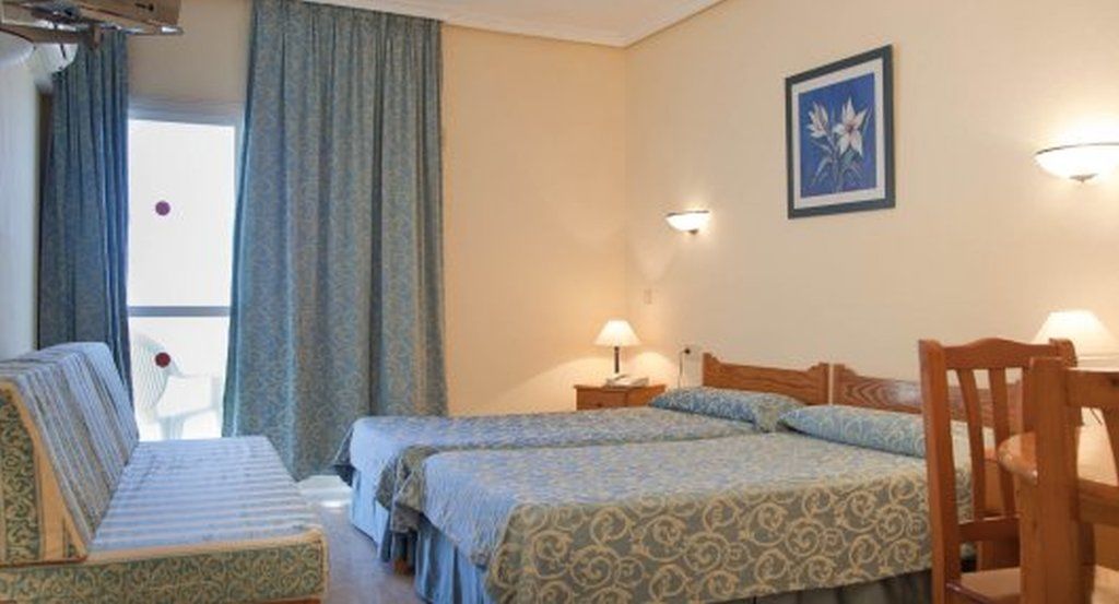 Hotel Apartamentos Vibra Lux Mar Ibiza Town Ngoại thất bức ảnh
